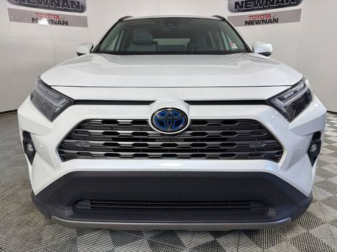 Used 2023 Toyota RAV4 Limited AWD/4WD image 9