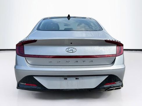 Used 2023 Hyundai Sonata SEL w/ Convenience Package FWD image 6