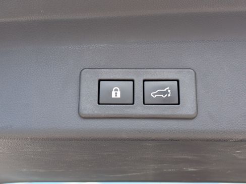 Used 2024 Subaru Ascent Touring AWD/4WD image 14