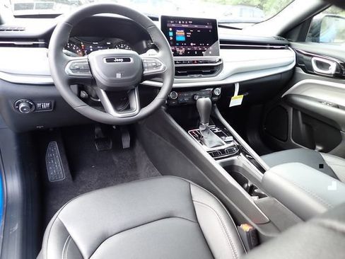 New 2026 Jeep Compass Limited AWD/4WD image 14