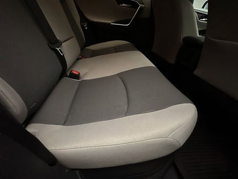 Used 2019 Toyota RAV4 XLE w/ Convenience Package AWD/4WD image 19
