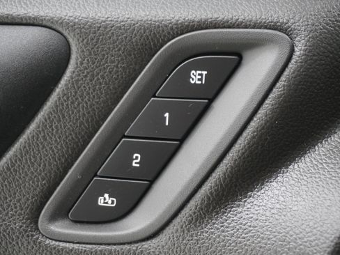 Used 2021 GMC Acadia SLT w/ Elevation Edition image 17