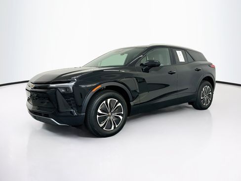 Used 2024 Chevrolet Blazer EV LT AWD/4WD image 3