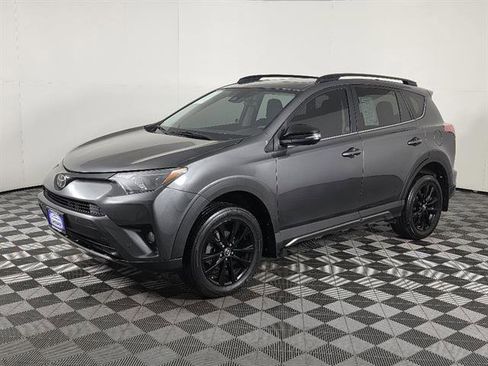 Used 2018 Toyota RAV4 Adventure AWD/4WD image 9