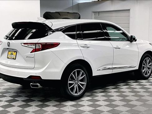 Used 2023 Acura RDX w/ Technology Package FWD image 12