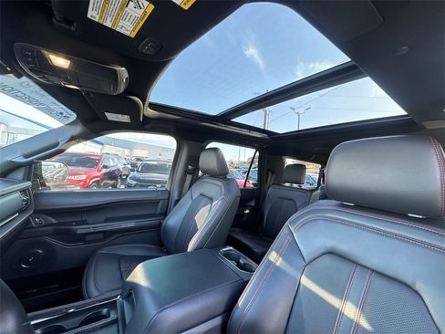 Used 2023 Ford Expedition Max Limited image 22