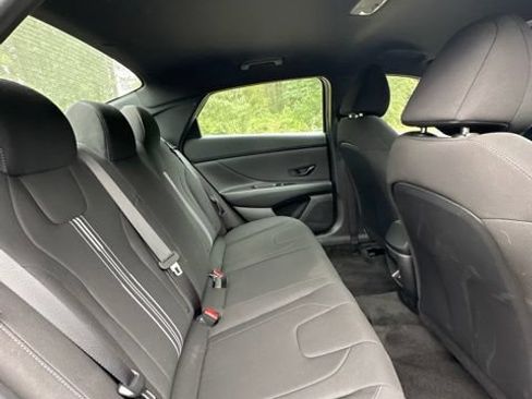 Certified 2025 Hyundai Elantra Sport FWD image 20