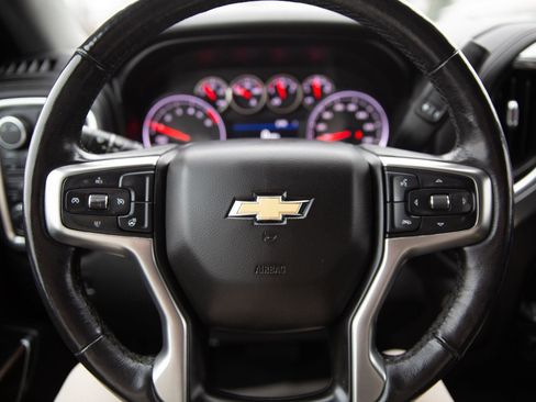 Used 2020 Chevrolet Silverado 1500 LT w/ All-Star Edition image 12