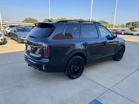 Used 2025 Kia Telluride EX X-Line image 17