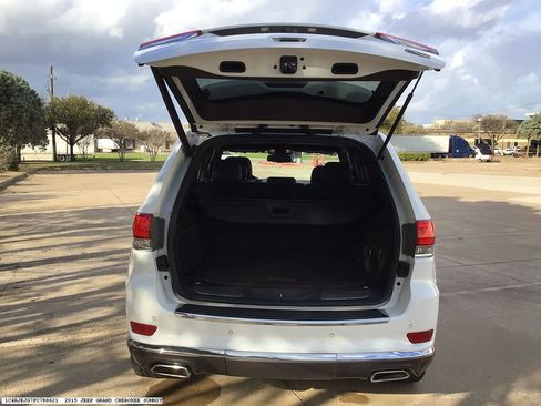 Used 2015 Jeep Grand Cherokee Summit w/ Trailer Tow Group IV image 14