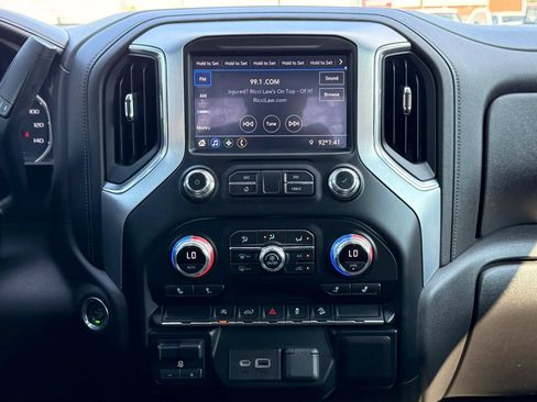 Used 2021 GMC Sierra 1500 Elevation w/ X31 Off-Road Package AWD/4WD image 22