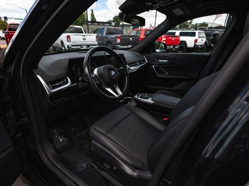 Used 2023 BMW X1 xDrive28i image 11