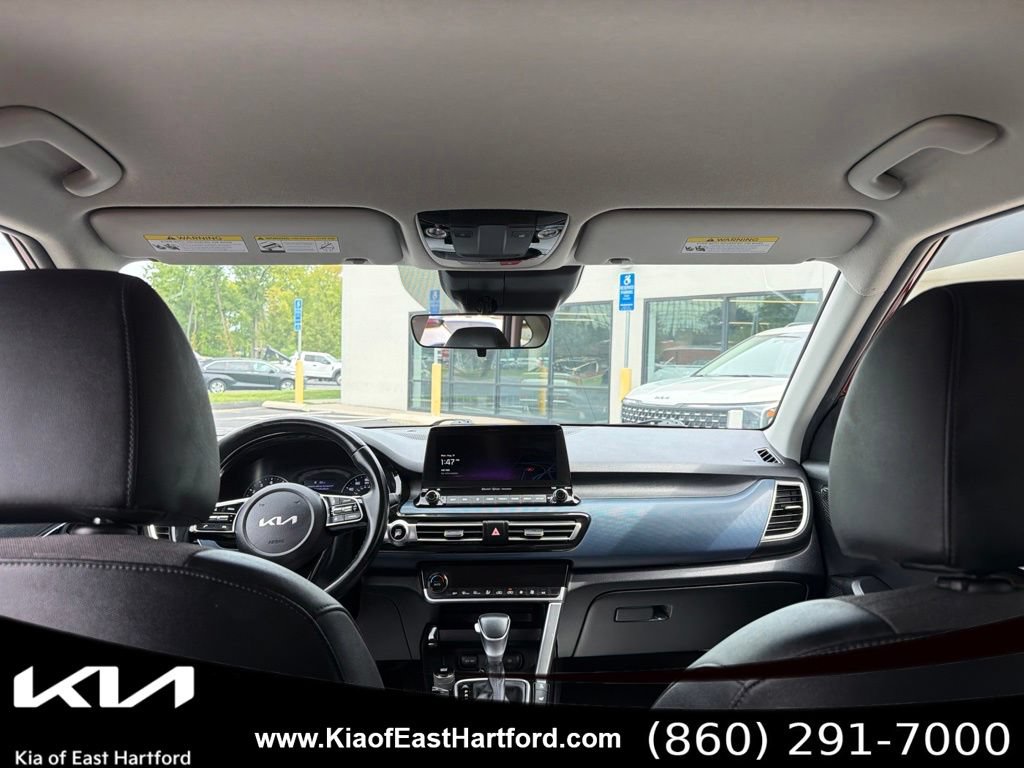Certified 2023 Kia Seltos S w/ Navigation Package AWD/4WD image 22