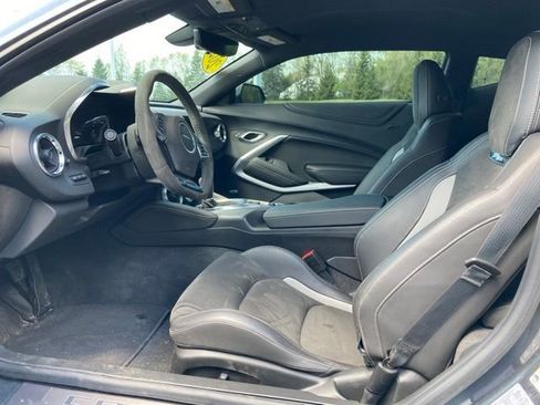 Used 2023 Chevrolet Camaro SS RWD image 5