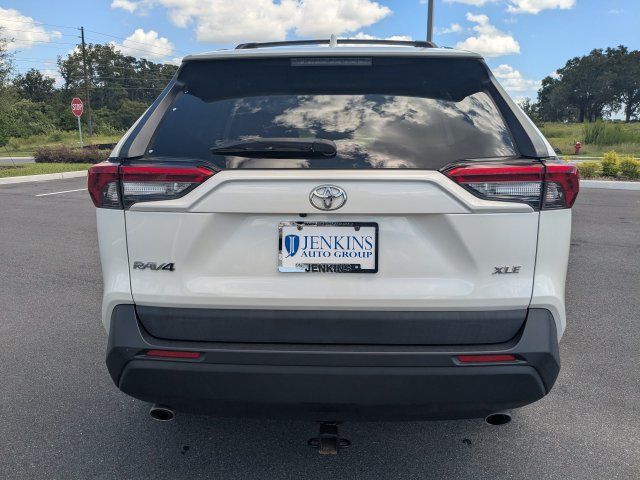 Used 2021 Toyota RAV4 XLE Premium FWD image 6