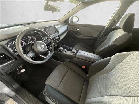 Used 2023 Nissan Rogue SV image 10