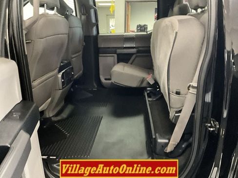Used 2020 Ford F150 XLT w/ Equipment Group 302A Luxury AWD/4WD image 25