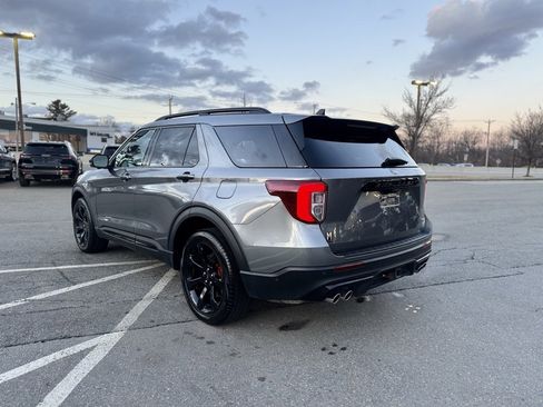 Used 2023 Ford Explorer ST w/ Technology Package image 4