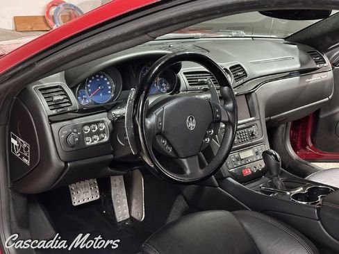 Used 2014 Maserati GranTurismo Sport image 13