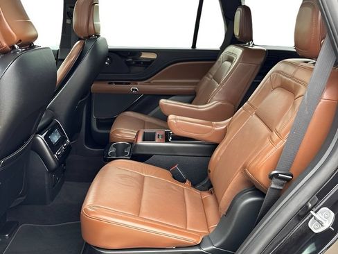 Used 2020 Lincoln Aviator Reserve w/ Equipment Group 201A AWD/4WD image 26