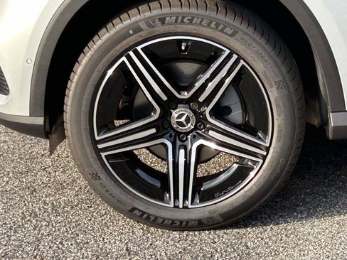 New 2027 Mercedes-Benz GLC 300 4MATIC image 16