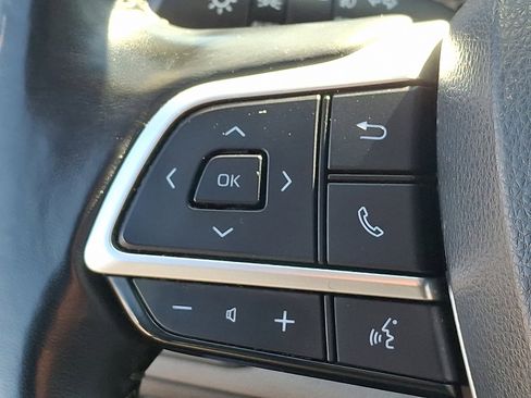 Certified 2022 Toyota Highlander XLE image 22