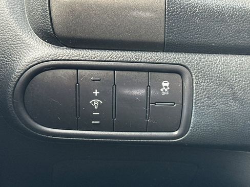 Used 2018 Kia Forte LX image 27