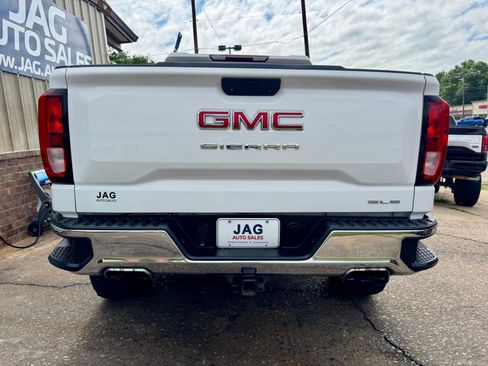 Used 2019 GMC Sierra 1500 SLE w/ X31 Off-Road Package AWD/4WD image 8