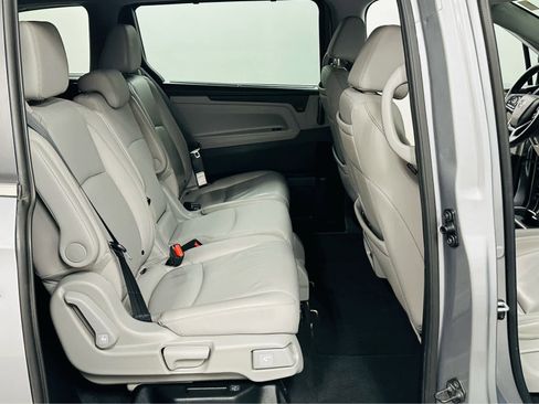 Used 2023 Honda Odyssey Touring image 24