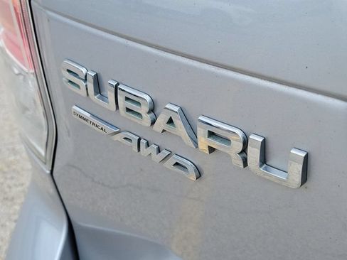 Used 2018 Subaru Forester 2.5i Premium w/ All-Weather Package AWD/4WD image 27