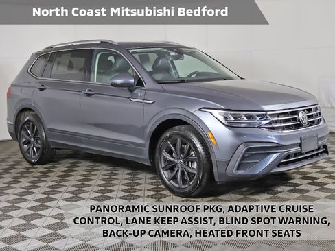 Used 2024 Volkswagen Tiguan SE w/ Panoramic Sunroof Package AWD/4WD image 1