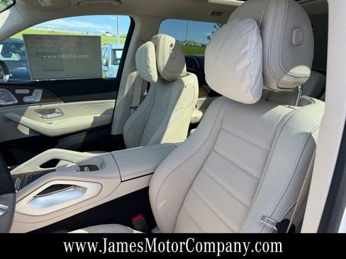New 2026 Mercedes-Benz GLS 450 4MATIC image 12