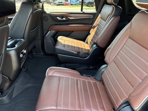 Certified 2023 GMC Yukon Denali Ultimate image 29