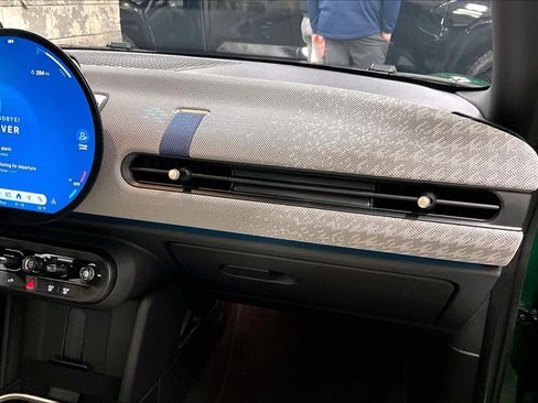 Used 2026 MINI Cooper 2-Door Hardtop image 18