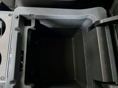 Used 2024 INEOS Grenadier image 30