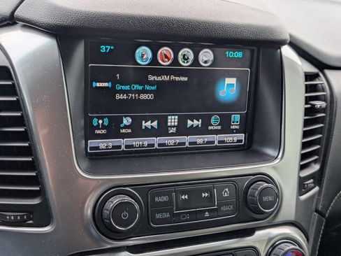 Used 2018 Chevrolet Tahoe LT image 13