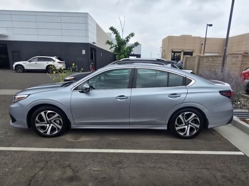 Used 2022 Subaru Legacy Limited w/ Popular Package #3 AWD/4WD image 2