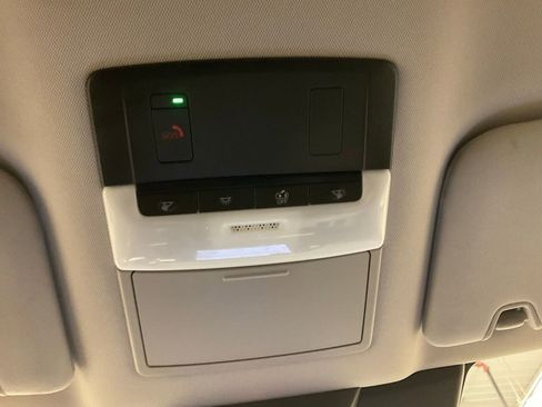 Used 2023 Nissan Pathfinder SL image 28