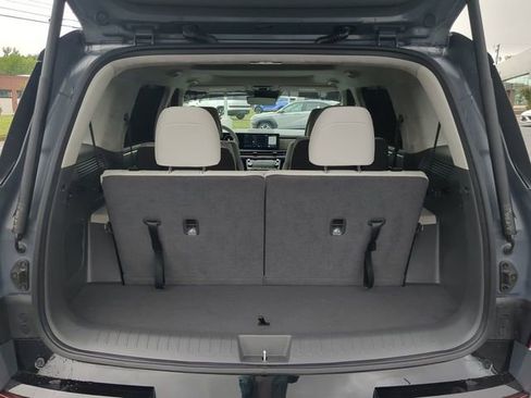 Used 2025 Hyundai Santa Fe Calligraphy AWD/4WD image 12
