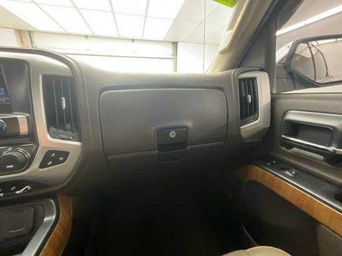 Used 2018 GMC Sierra 1500 SLT AWD/4WD image 7