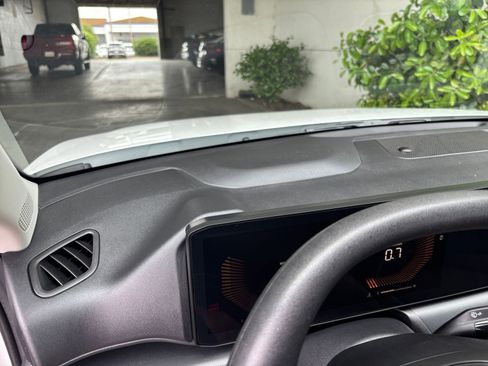 Used 2025 Kia K4 LXS FWD image 34