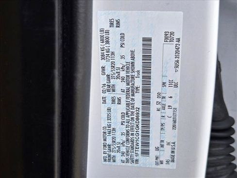 Used 2016 Ford F150 Lariat RWD image 24