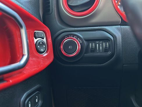 Used 2021 Jeep Wrangler Unlimited Sport image 25