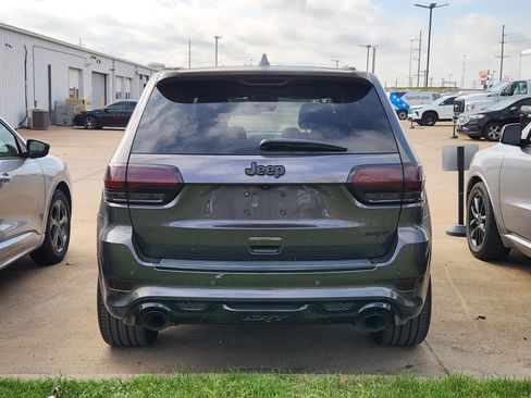 Used 2018 Jeep Grand Cherokee SRT image 5