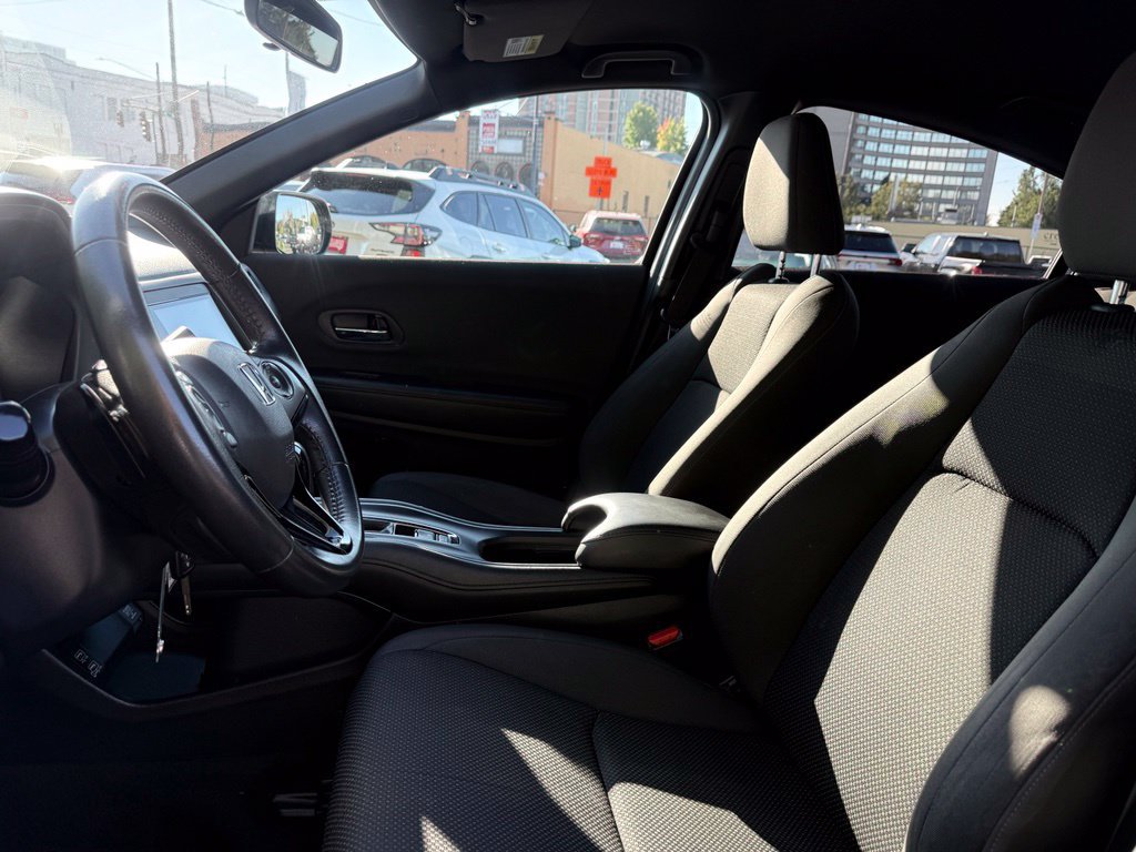 Used 2021 Honda HR-V Sport image 15
