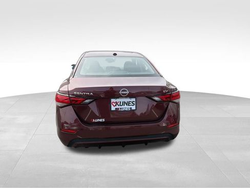 Used 2024 Nissan Sentra SV image 9