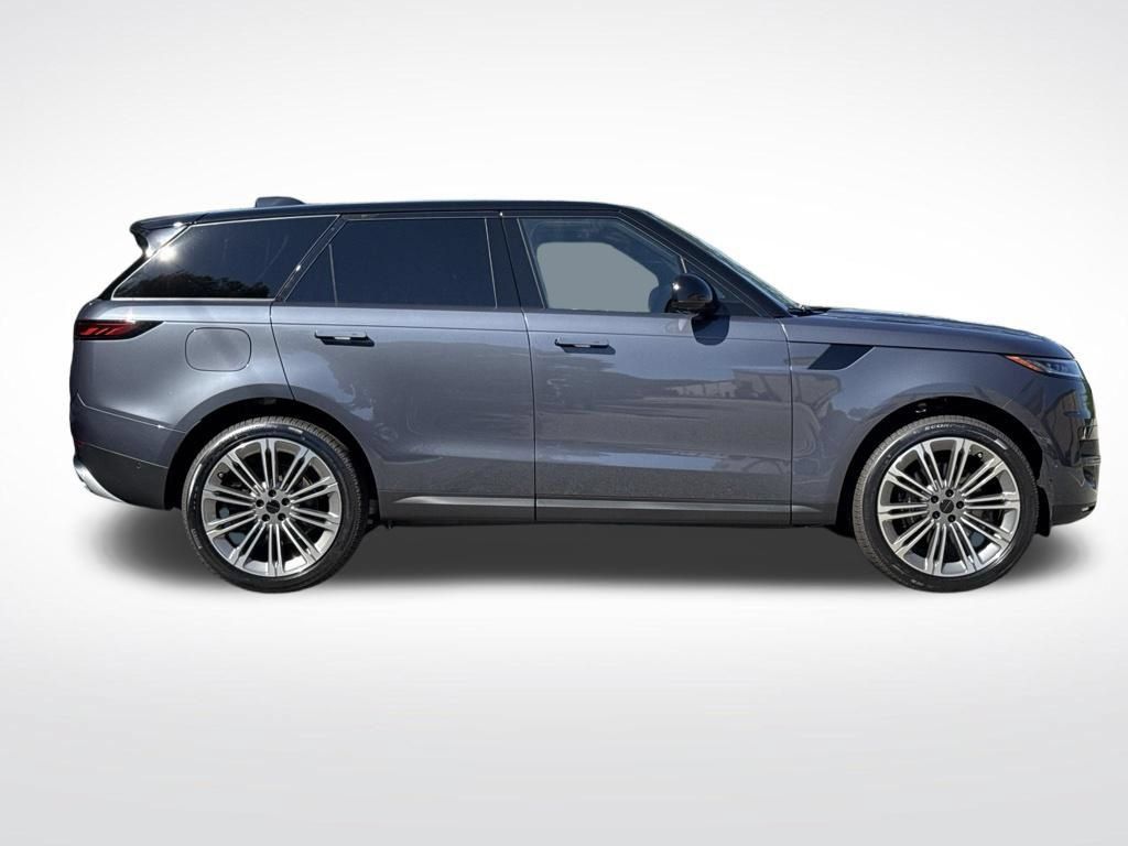 New 2026 Land Rover Range Rover Sport SE AWD/4WD image 4