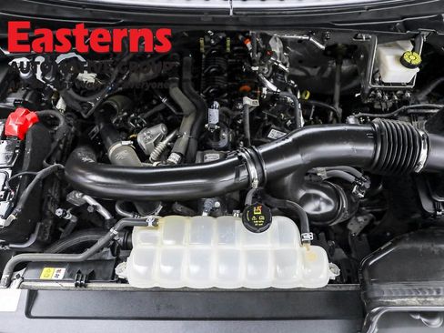 Used 2023 Ford Expedition Limited image 7