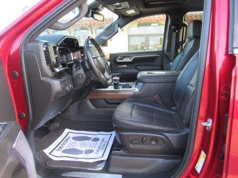 Used 2022 Chevrolet Silverado 1500 High Country w/ LPO, Dark Essentials Package image 7