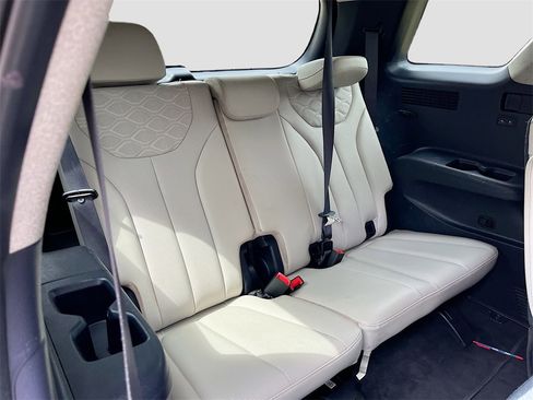 Used 2022 Hyundai Palisade Limited image 26